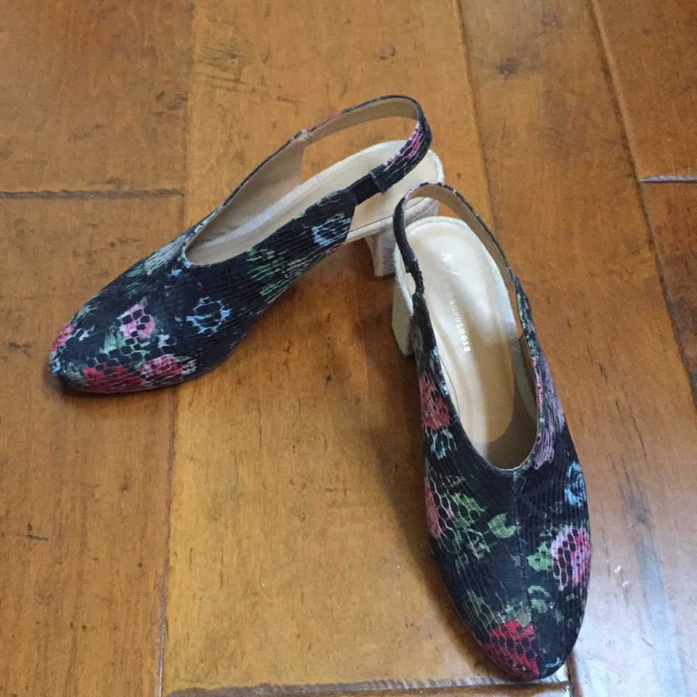 Anthropologie Tapestry SlingBack Mule